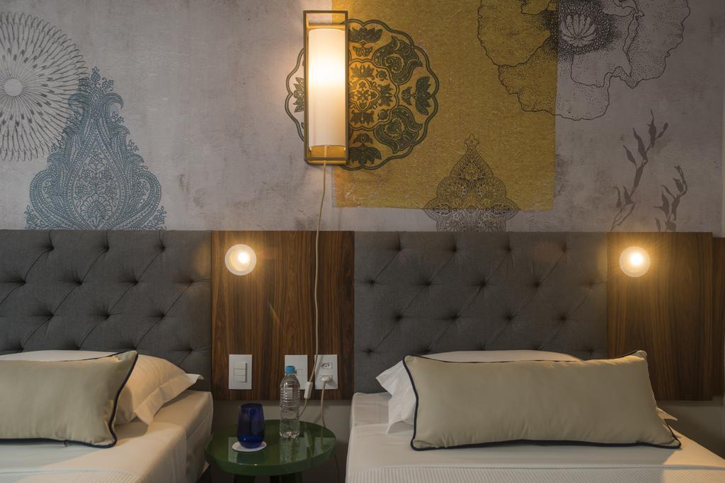 Hotel Luzeiros Recife Bagian luar foto A room at the hotel